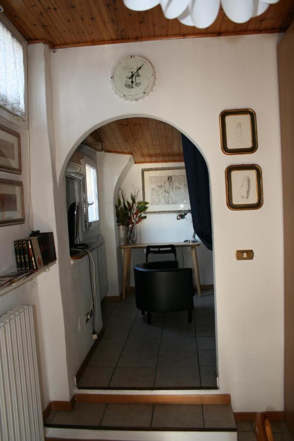 Incantevole Sui Tetti Di Appartement